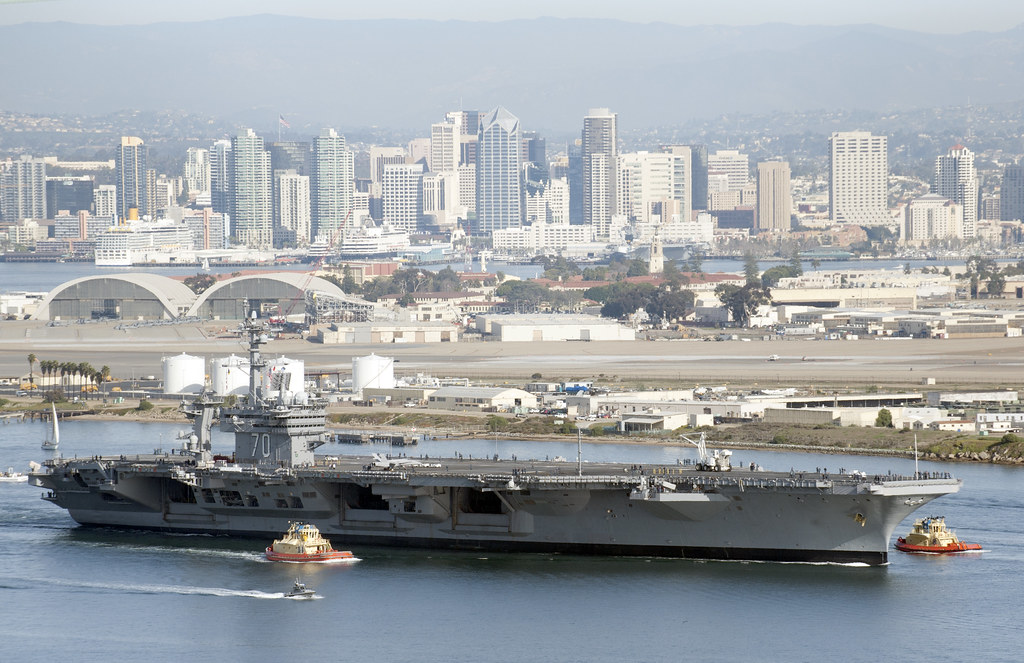 USS carl vinson 3