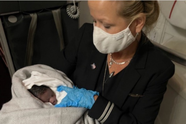 02 01 baby birth on airplane 3