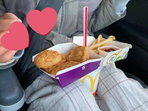 04 02 Macdonald Secret Twitter