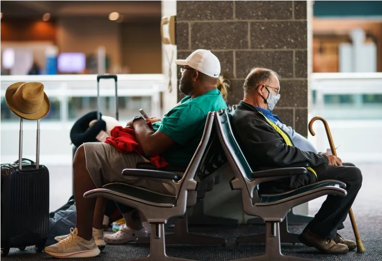 04 22 旅行风险 机场