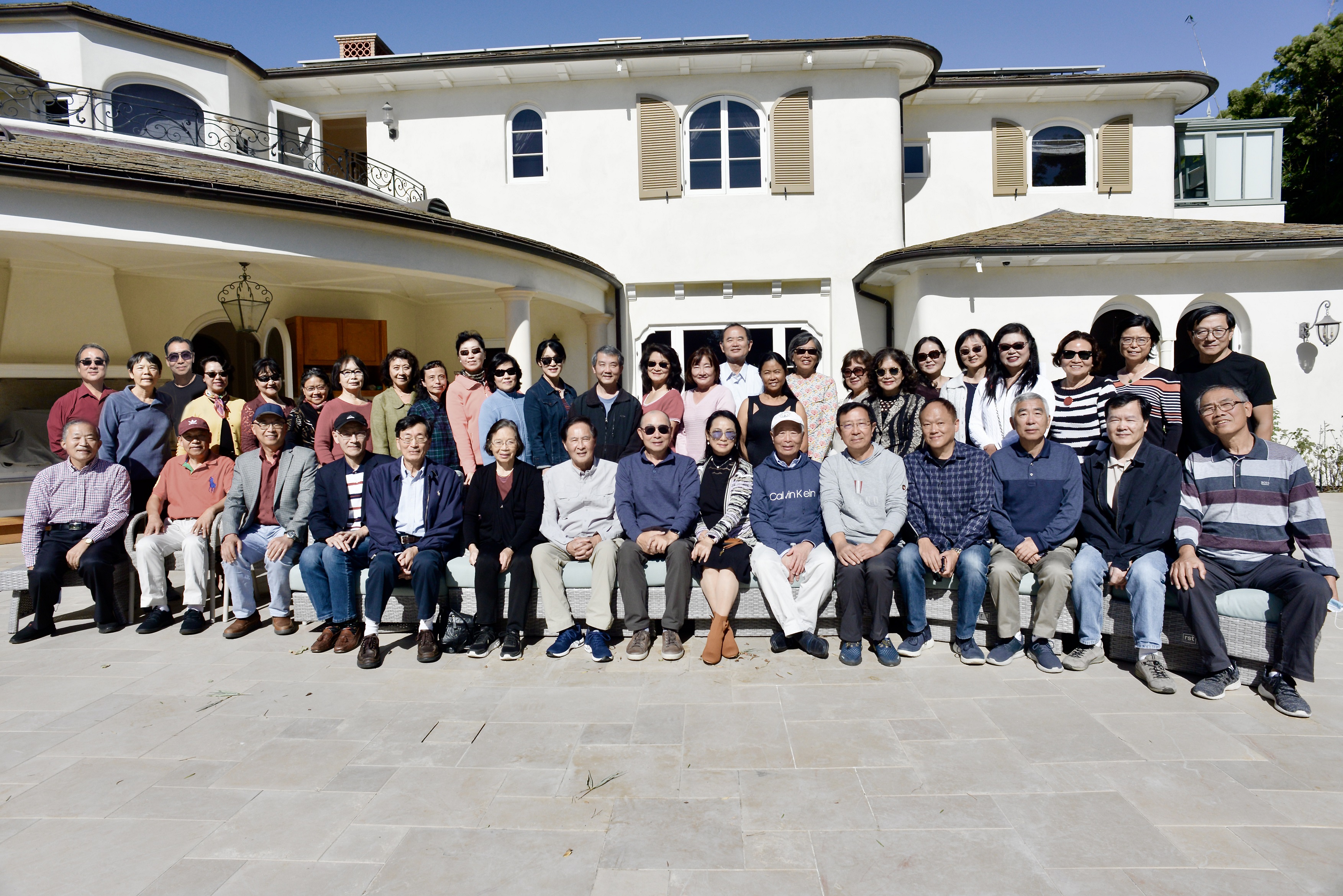 2022 11 06 集体照 S