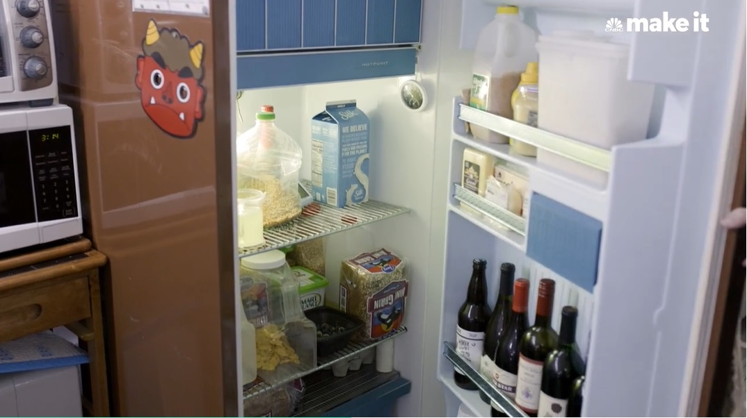 12 27 airplane house 冰箱