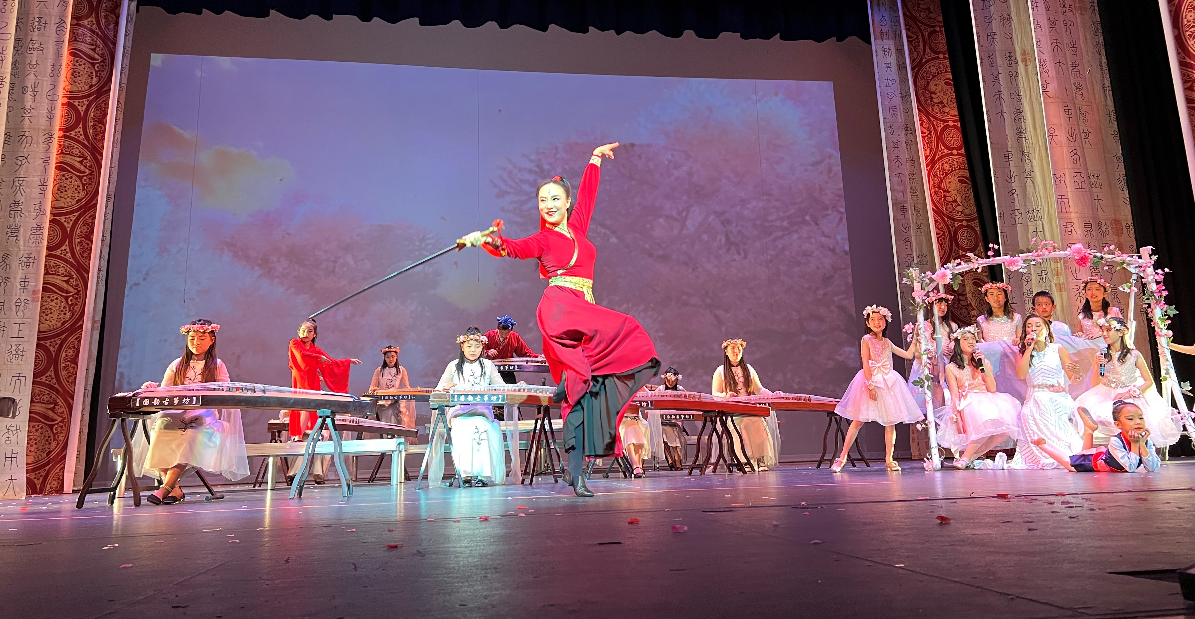 12 乐器与舞蹈 花木兰 育才中文学校