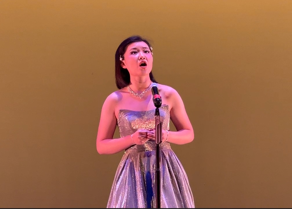 13 女高音独唱 我亲爱的爸爸 郑天晨