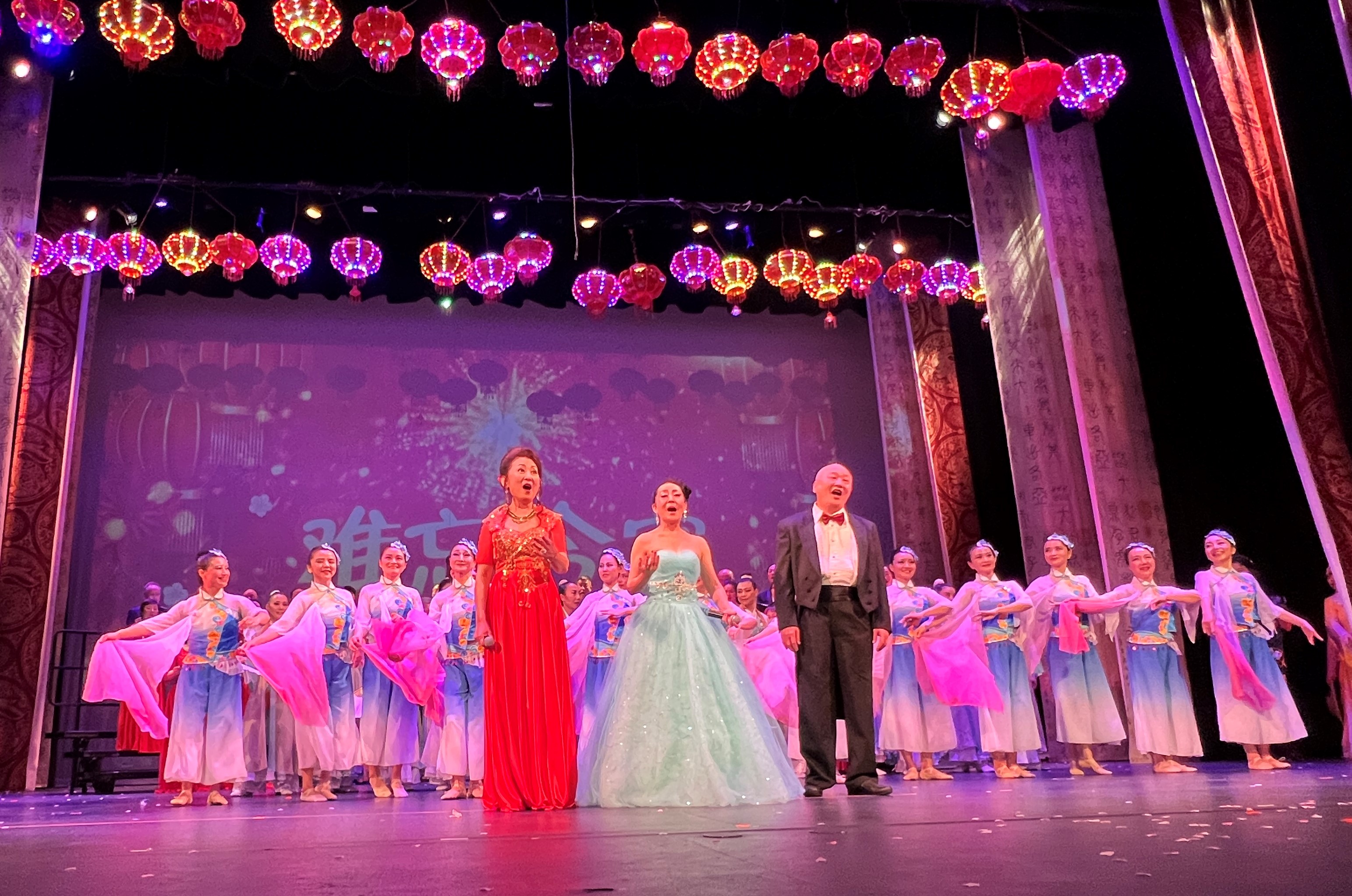 19 大合唱 难忘今宵