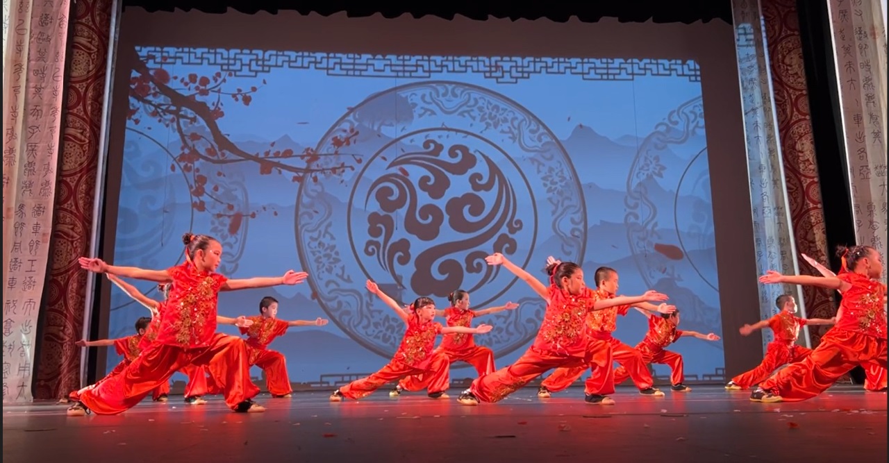 6 1 武术表演 弘武金龙学院