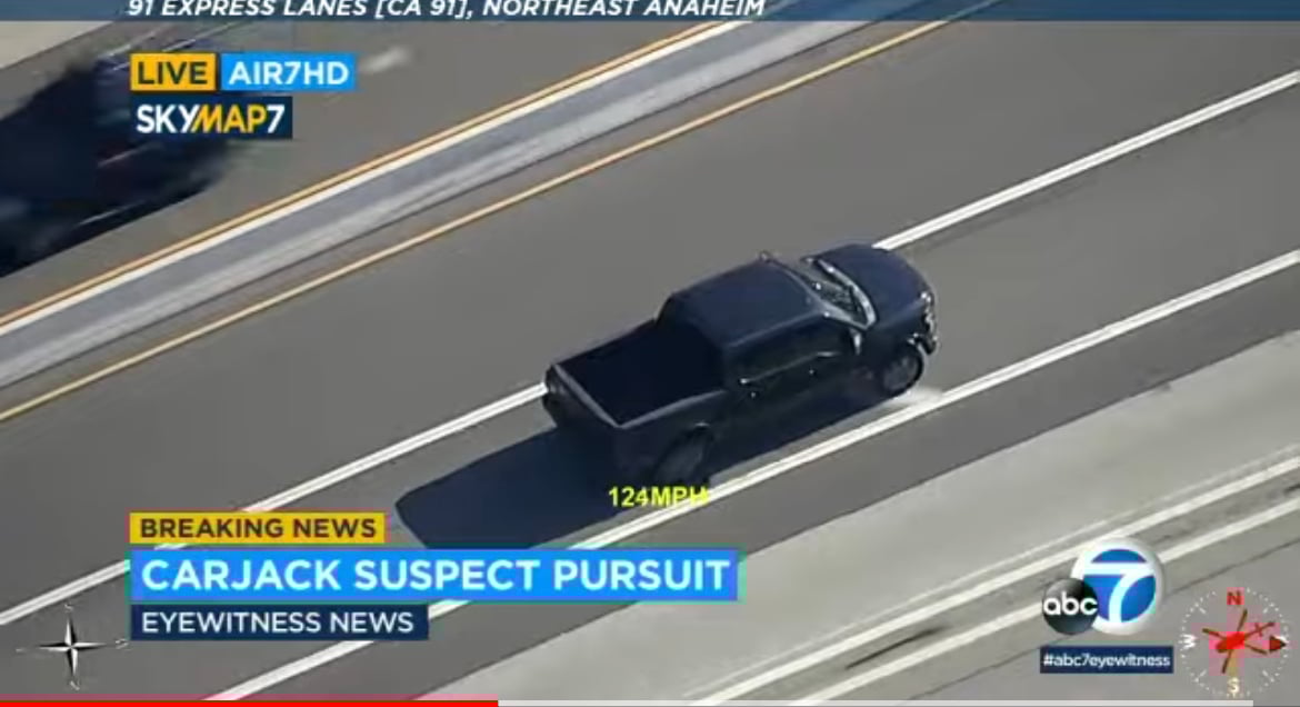 2023 03 05 carjack persuit 0