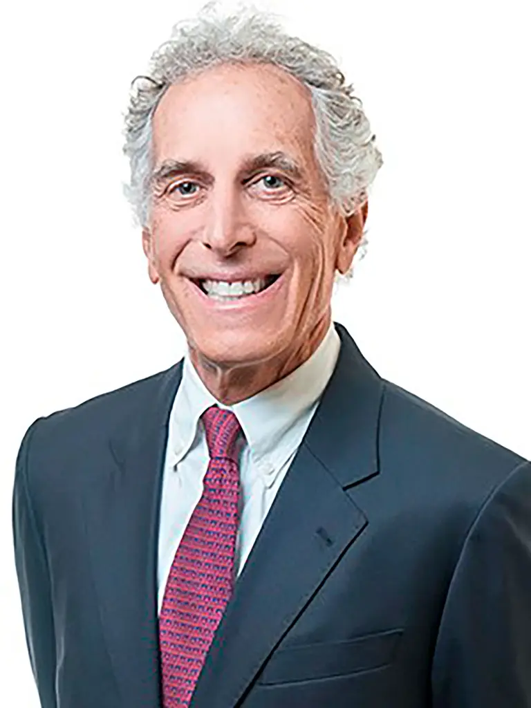 2023 08 04 丹尼尔凯尼斯伯格医生