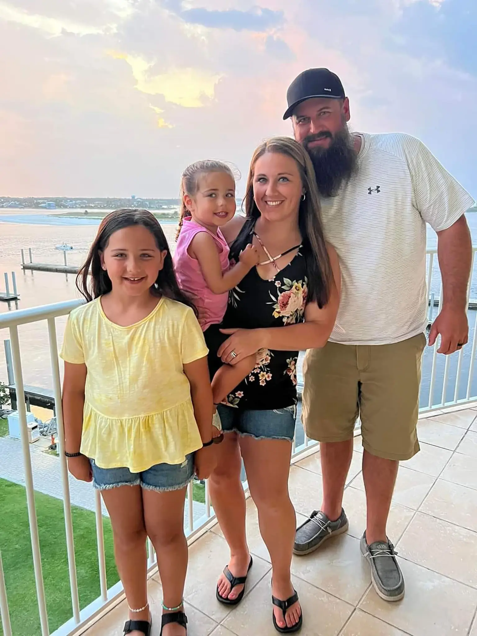 2023 08 05 Ashley Summers and family 2