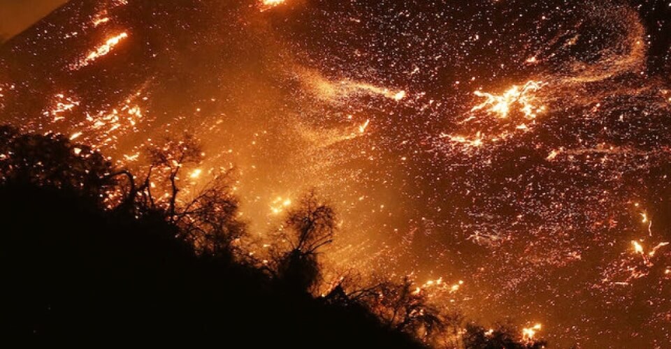 2023 08 10 Maui fires