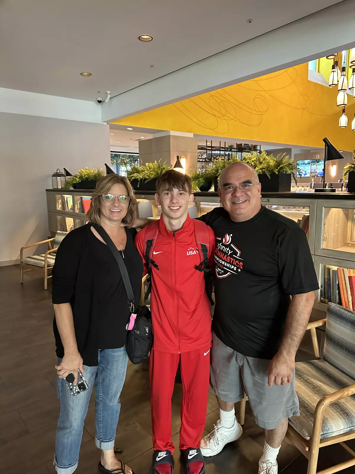 2023 09 27 内森与父母