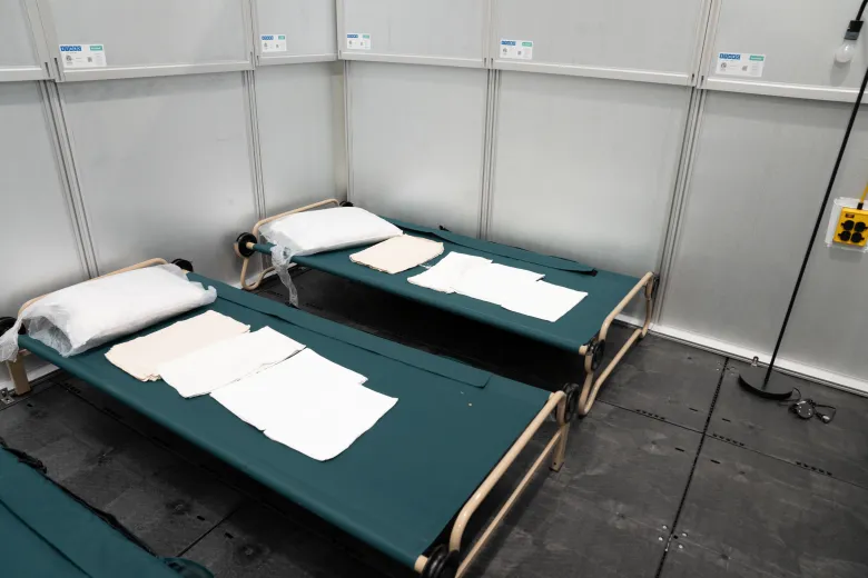 2023 11 13 纽约庇护所