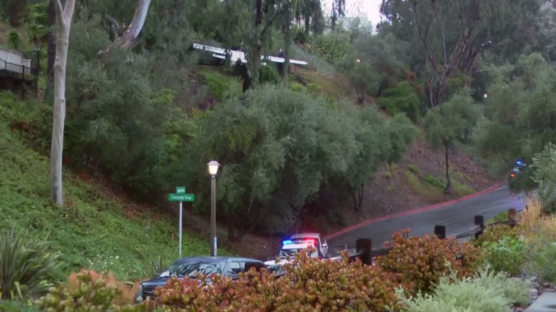 2023 11 16 飞机残骸 3