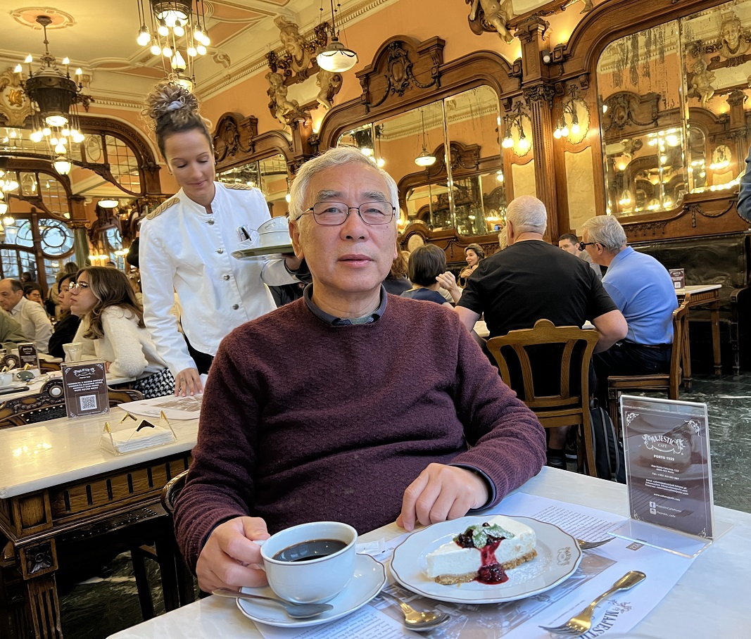 2023 11 25 Majestic Cafe Hugh