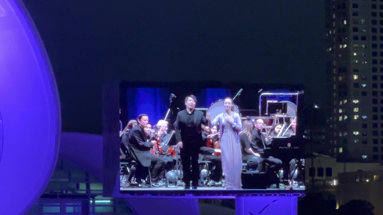 2024 04 12 郎朗与妻子合演 2