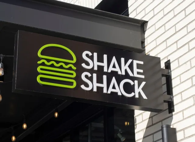 2025 01 10 Shake Shack sign