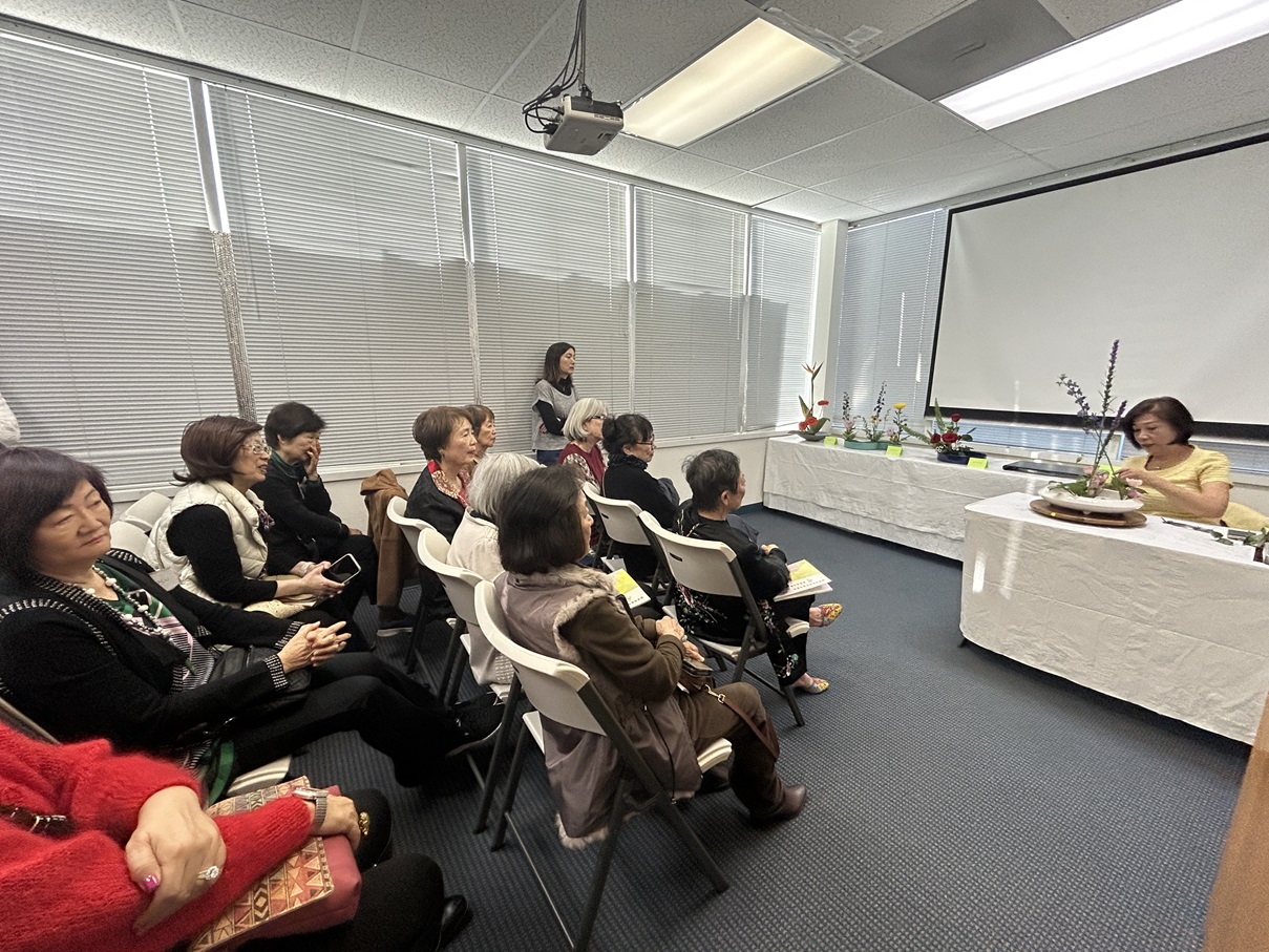 7 news 插花示範 觀眾