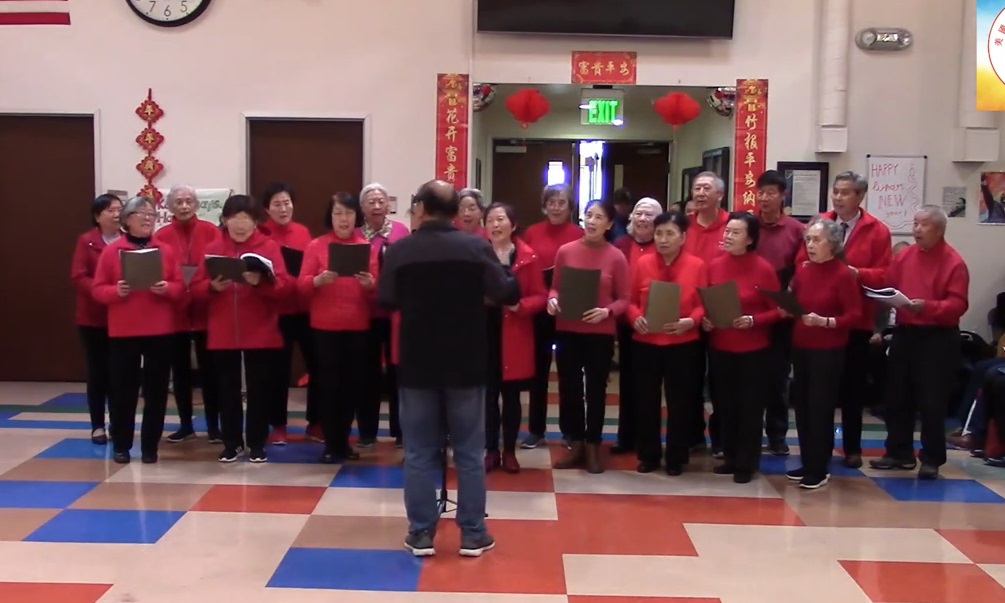 yu2025 01 23 6 老年公寓春节联欢会 演出 11 合唱