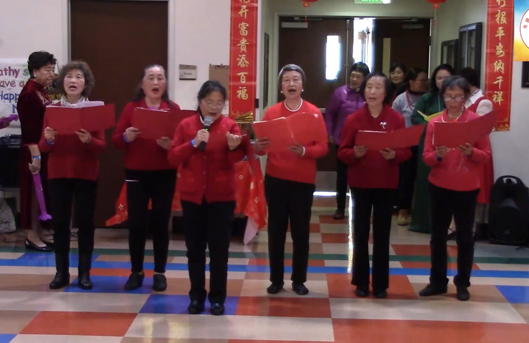 yu2025 01 23 6 老年公寓春节联欢会 演出 13 合唱
