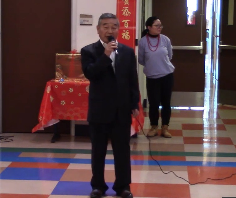 yu2025 01 23 6 老年公寓春节联欢会 演出 16 男声独唱