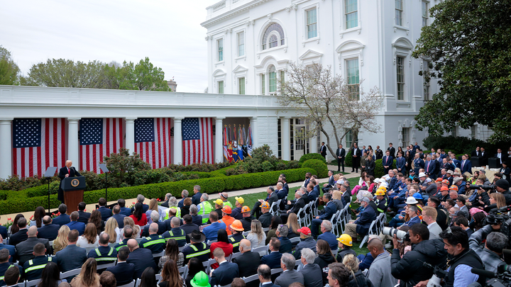 2025 04 02 玫瑰园