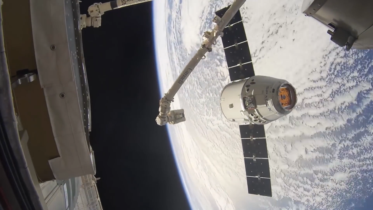 2025 08 09 太空船返回地球 1