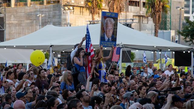 2025 10 13 以色列民众期待人质归来