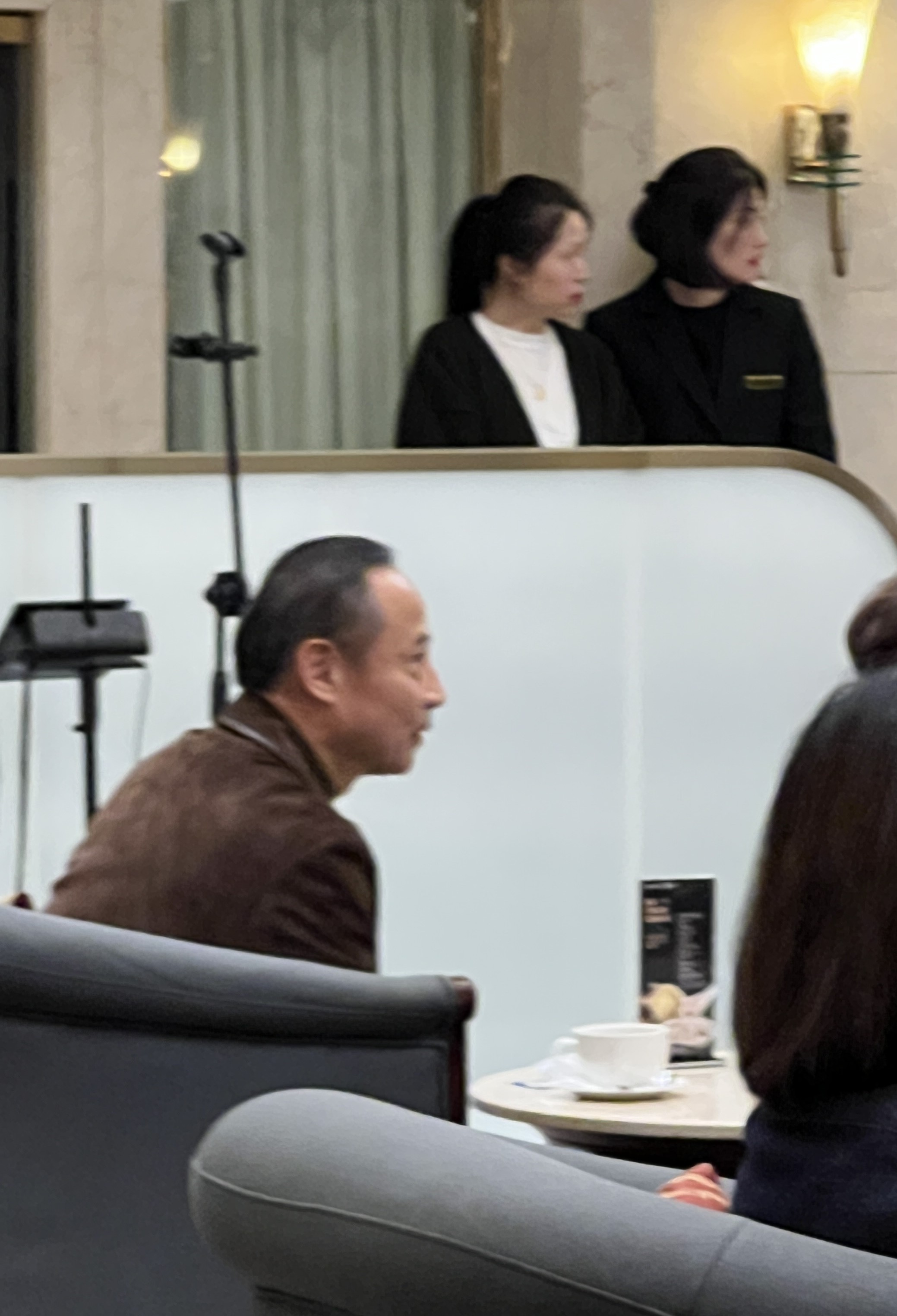 2025 11 12 周野芒在国际饭店 2